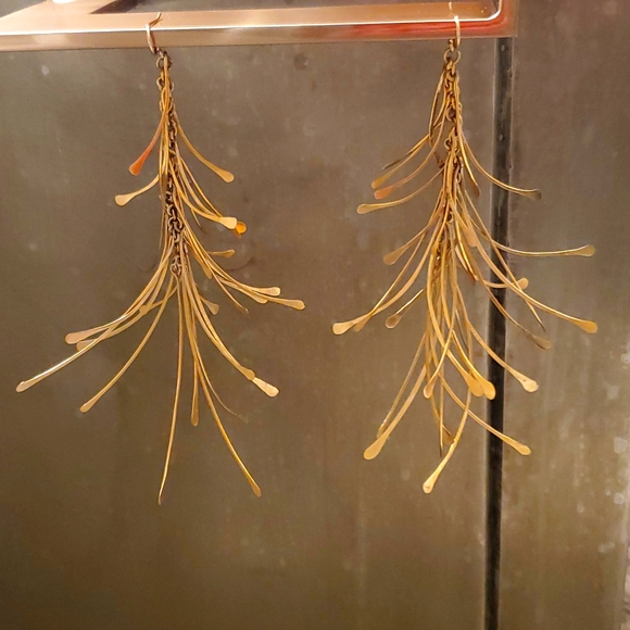 ❣️Exotic Wild Excentric Earings❣️Golden Dangling Multi Layered❣️Super Unique❣️ - Picture 2 of 3